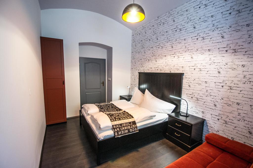 Brooklyn Sauna Apt By Ruterra Praha Bagian luar foto