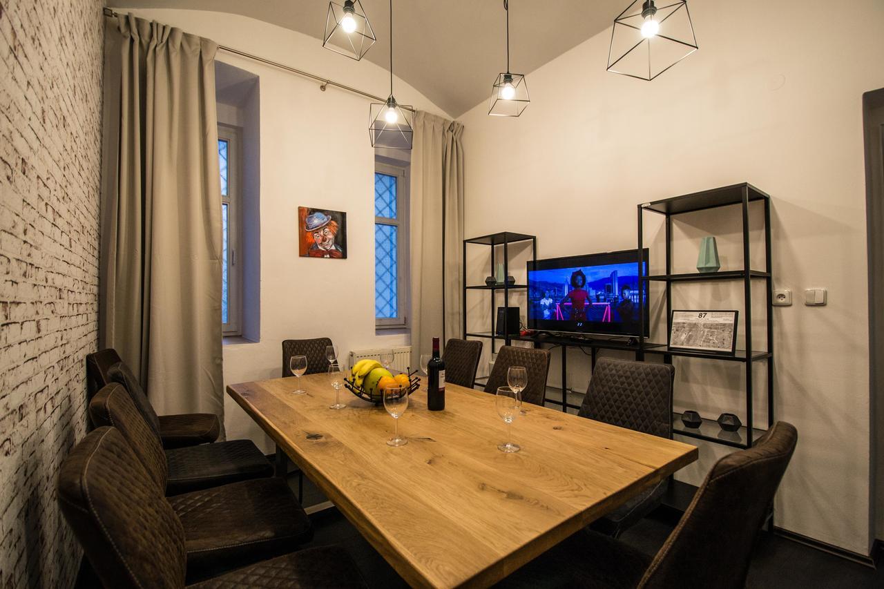 Brooklyn Sauna Apt By Ruterra Praha Bagian luar foto